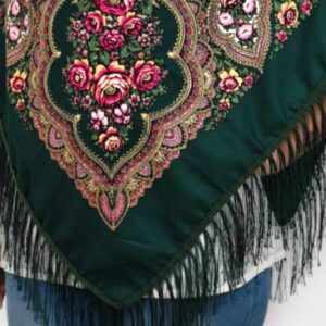 Batic verde cu franjuri 107x107 cm